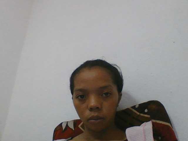 rosah1a live cam on BongaCams