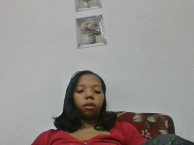 rosah1a live cam on BongaCams