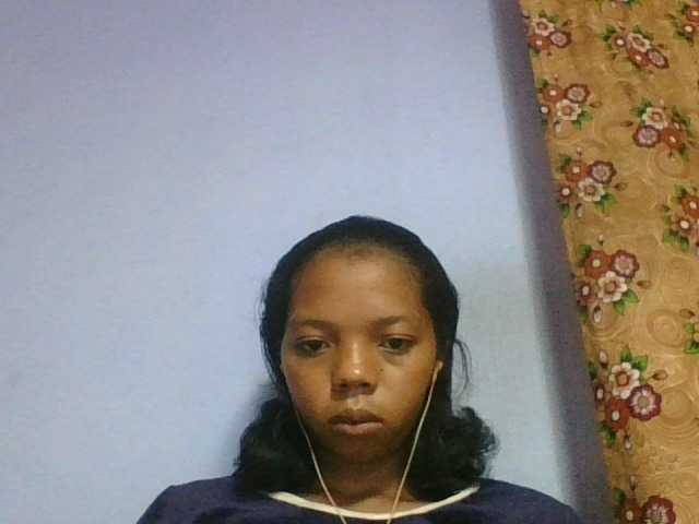 rosah1a live cam on BongaCams