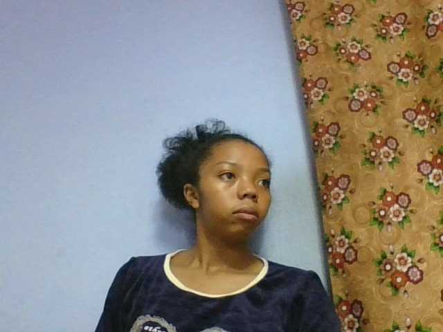 rosah1a live cam on BongaCams