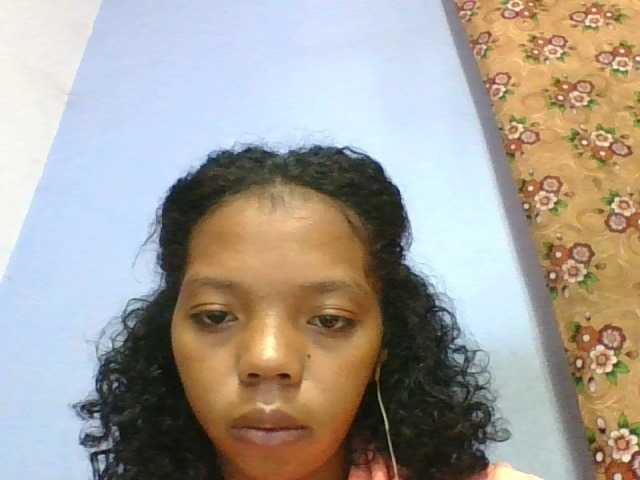 rosah1a live cam on BongaCams