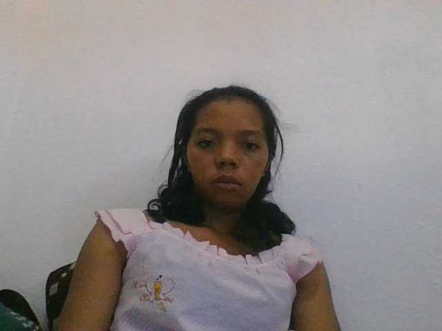 rosah1a live cam on BongaCams