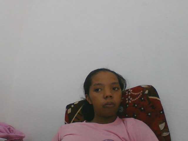 rosah1a live cam on BongaCams