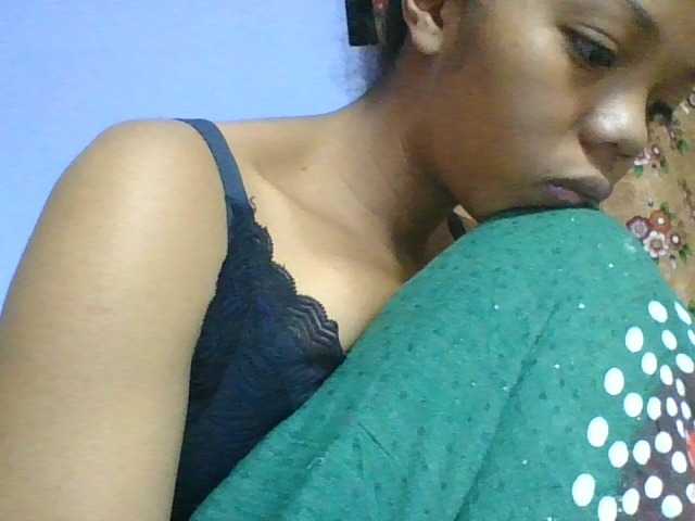 rosah1a live cam on BongaCams