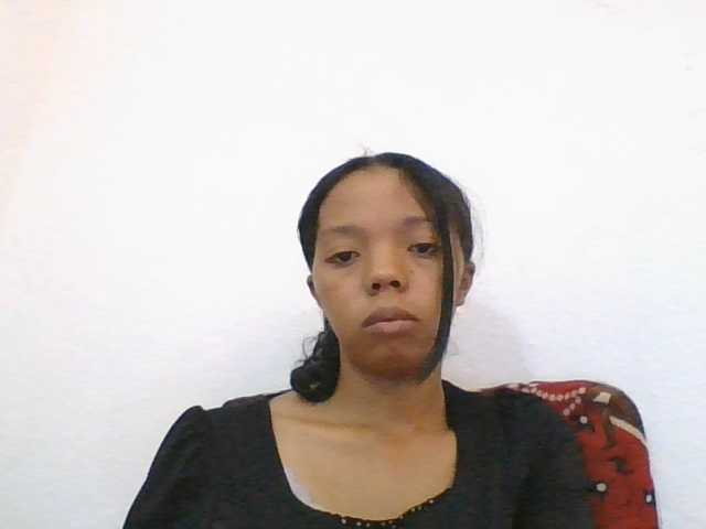 rosah1a live cam on BongaCams
