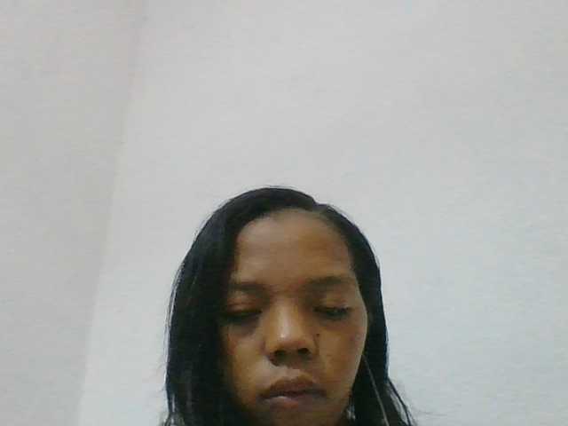 rosah1a live cam on BongaCams