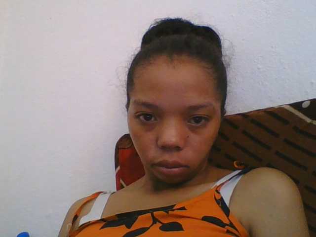 rosah1a live cam on BongaCams