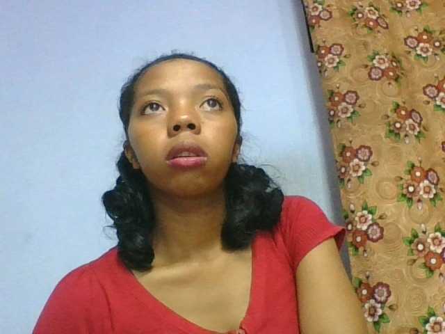 rosah1a live cam on BongaCams
