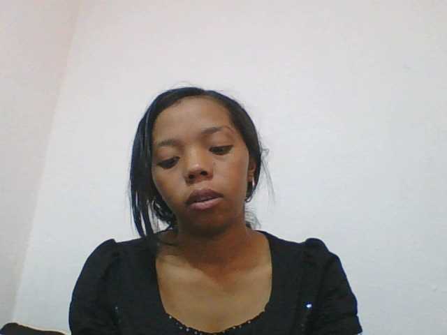 rosah1a live cam on BongaCams