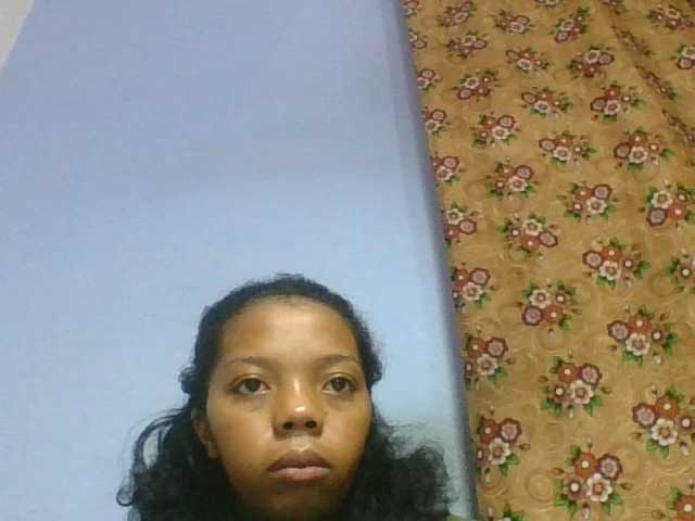 rosah1a live cam on BongaCams