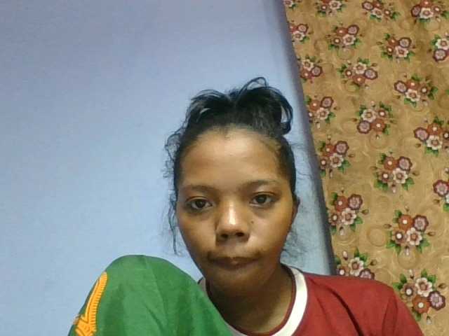 rosah1a live cam on BongaCams