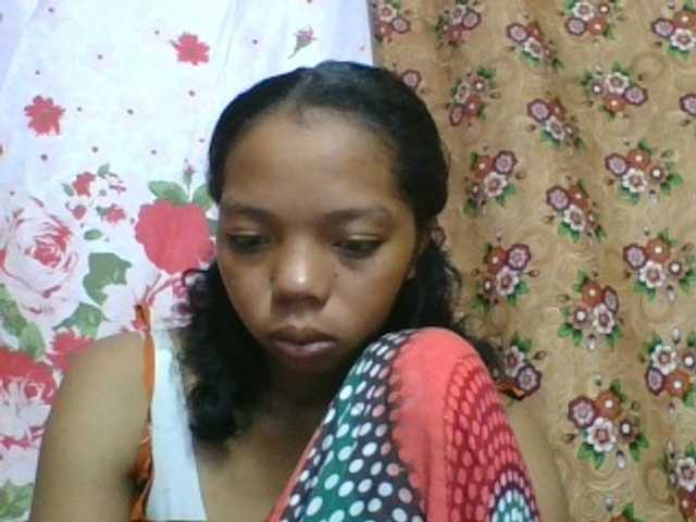 rosah1a live cam on BongaCams