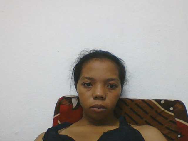 rosah1a live cam on BongaCams