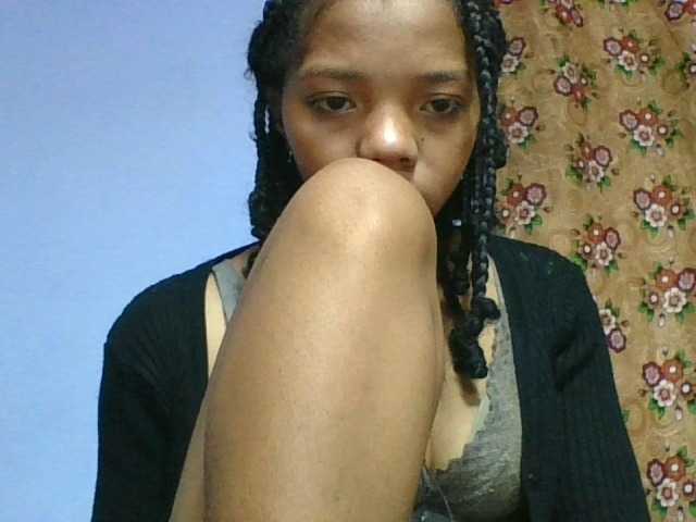 rosah1a live cam on BongaCams