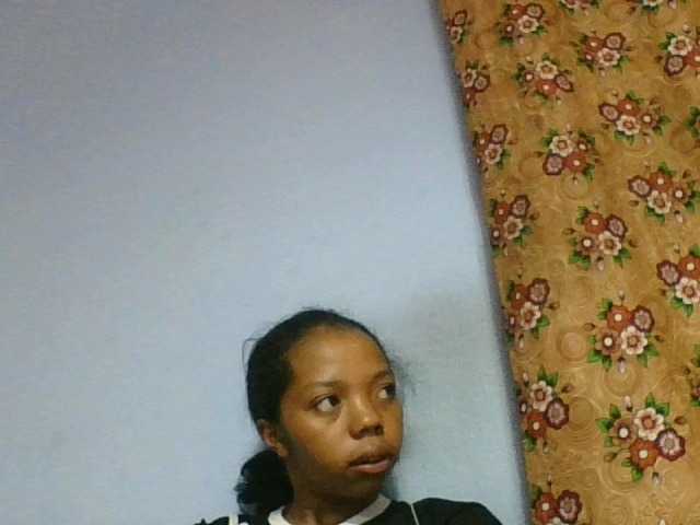 rosah1a live cam on BongaCams