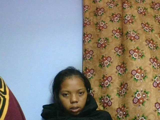 rosah1a live cam on BongaCams