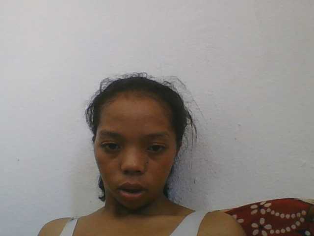 rosah1a live cam on BongaCams