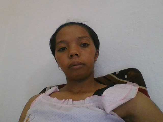 rosah1a live cam on BongaCams