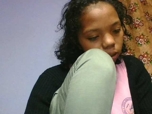 rosah1a live cam on BongaCams