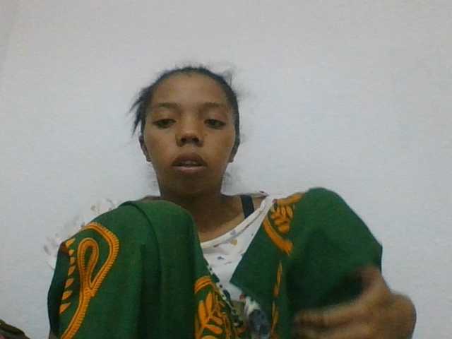 rosah1a live cam on BongaCams
