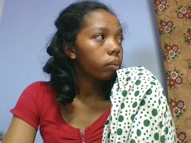 rosah1a live cam on BongaCams