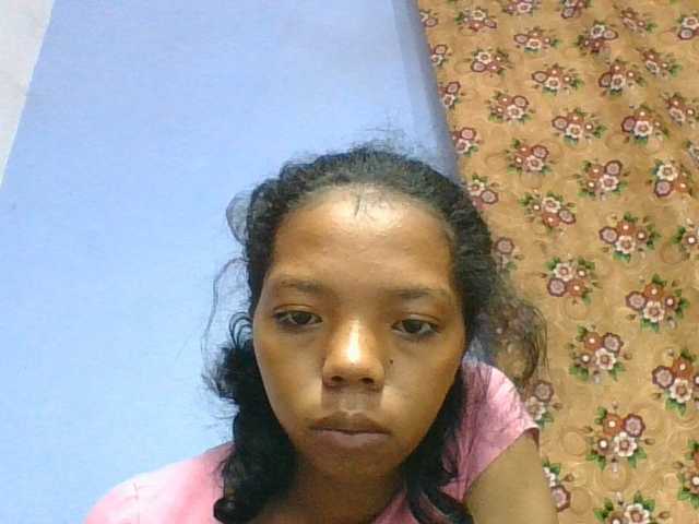 rosah1a live cam on BongaCams