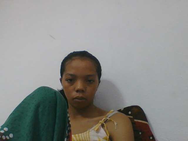 rosah1a live cam on BongaCams