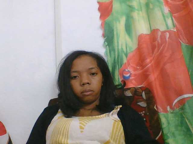 rosah1a live cam on BongaCams