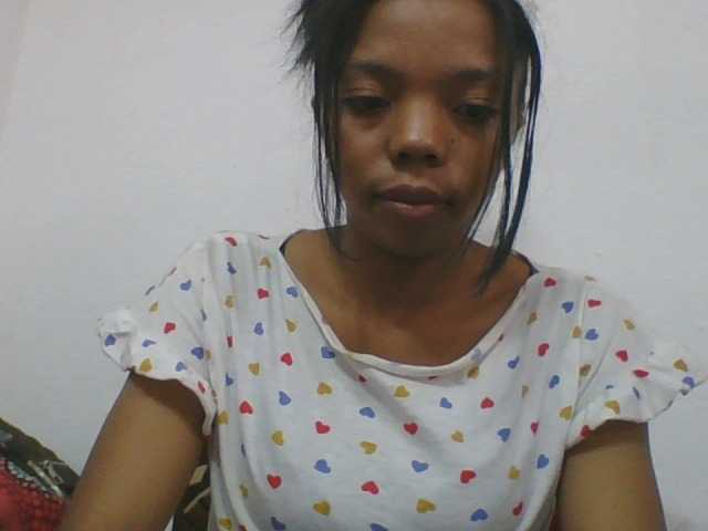 rosah1a live cam on BongaCams
