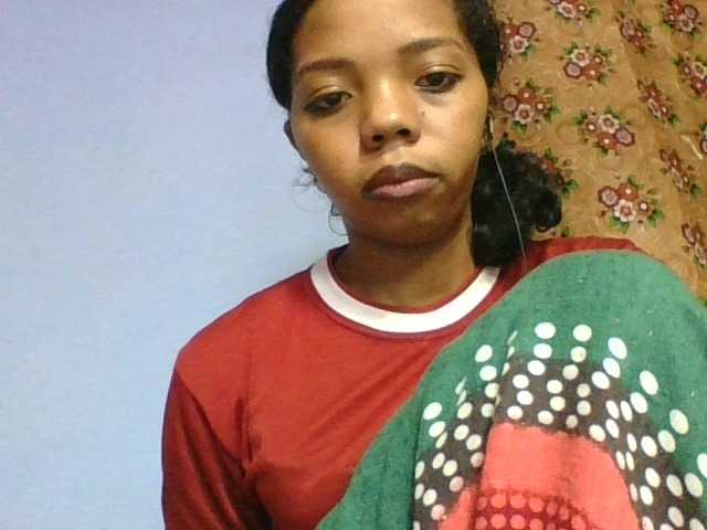 rosah1a live cam on BongaCams