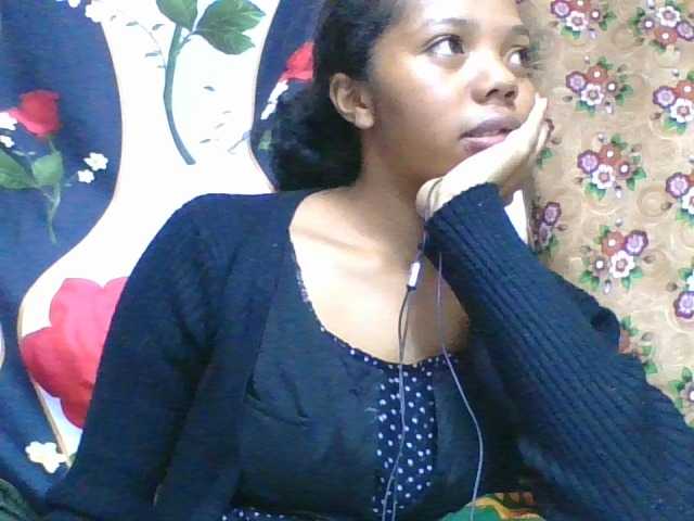 rosah1a live cam on BongaCams