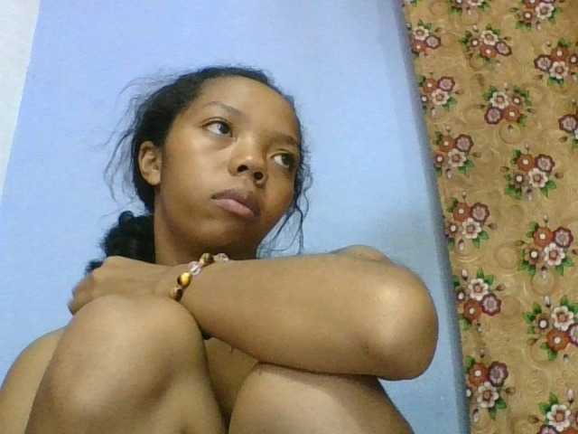 rosah1a live cam on BongaCams