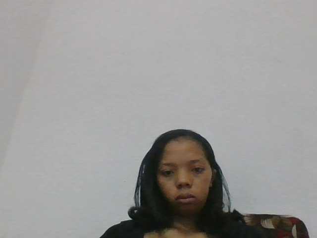 rosah1a live cam on BongaCams