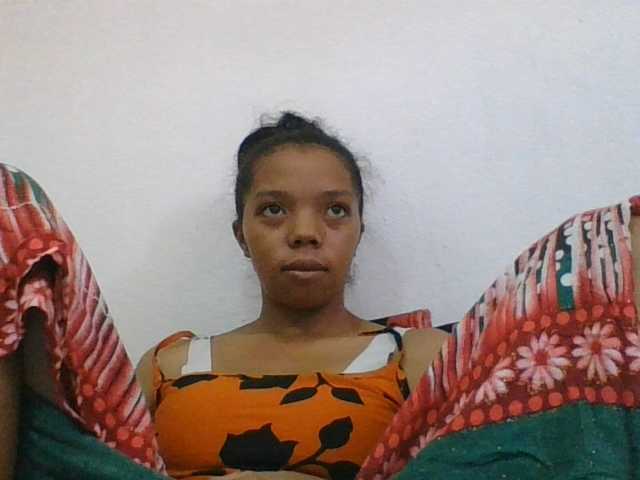 rosah1a live cam on BongaCams