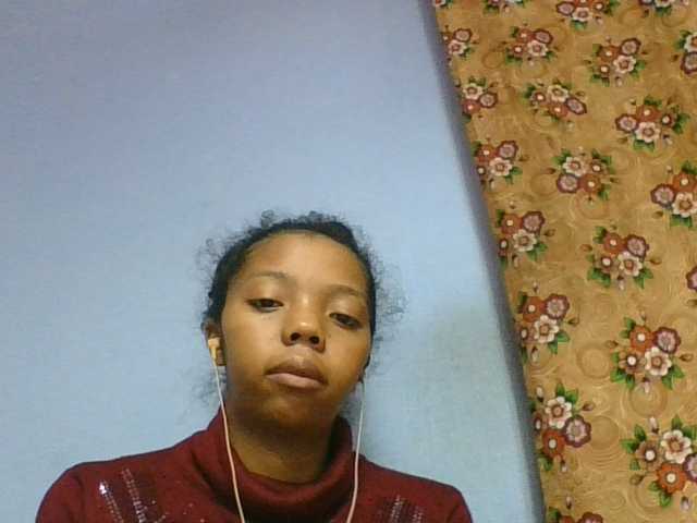 rosah1a live cam on BongaCams