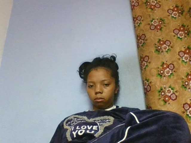 rosah1a webcam bongacams model stream image