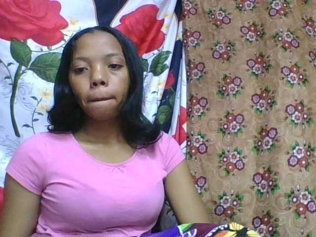 rosah1a live cam on BongaCams