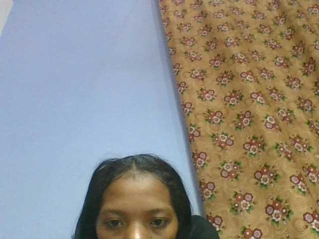 rosah1a live cam on BongaCams
