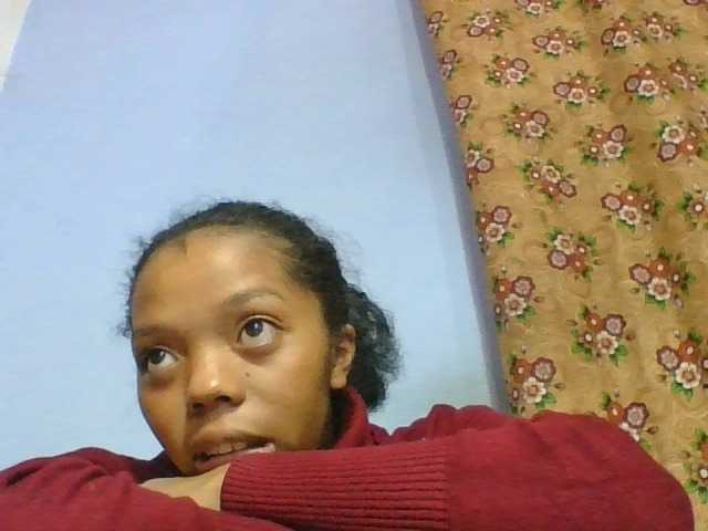 rosah1a live cam on BongaCams