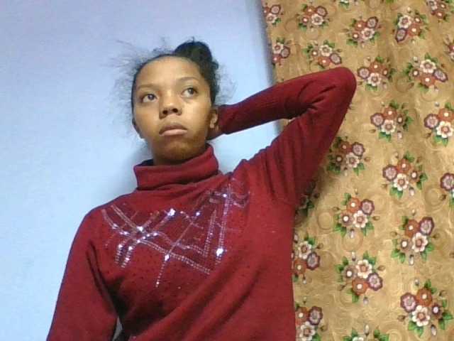 rosah1a live cam on BongaCams