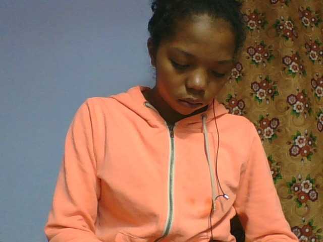 rosah1a live cam on BongaCams