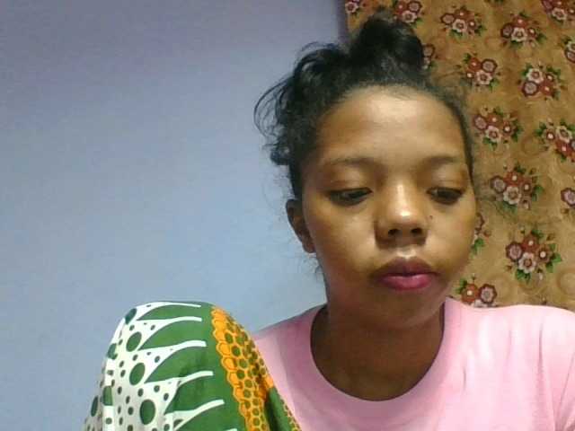 rosah1a live cam on BongaCams
