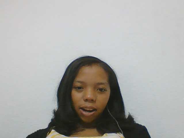 rosah1a live cam on BongaCams