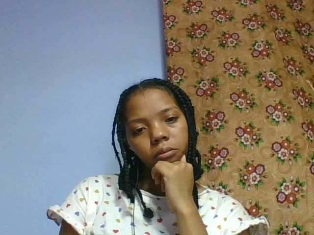 rosah1a live cam on BongaCams