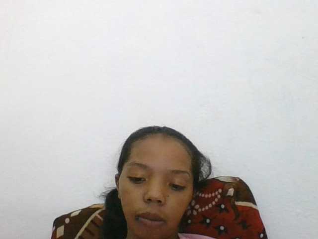 rosah1a live cam on BongaCams