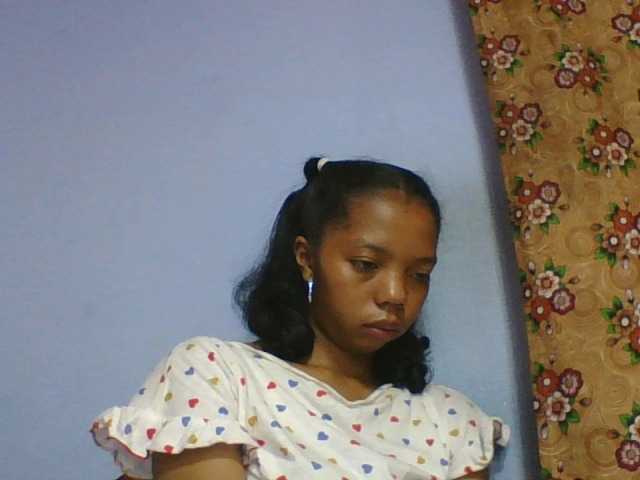 rosah1a live cam on BongaCams