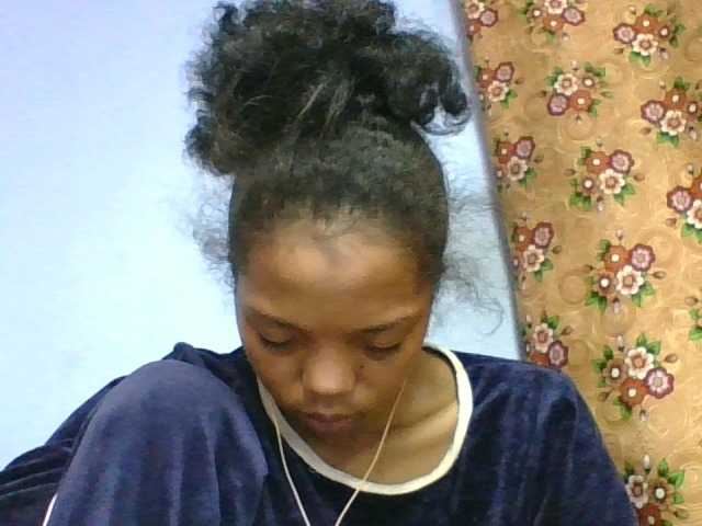 rosah1a live cam on BongaCams