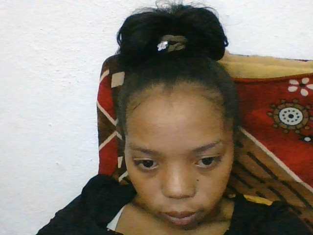 rosah1a live cam on BongaCams