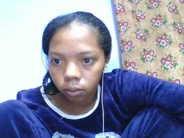 rosah1a live cam on BongaCams