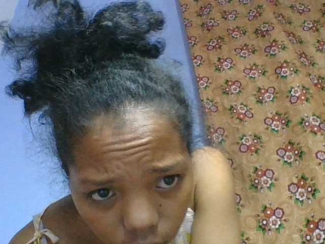 rosah1a live cam on BongaCams